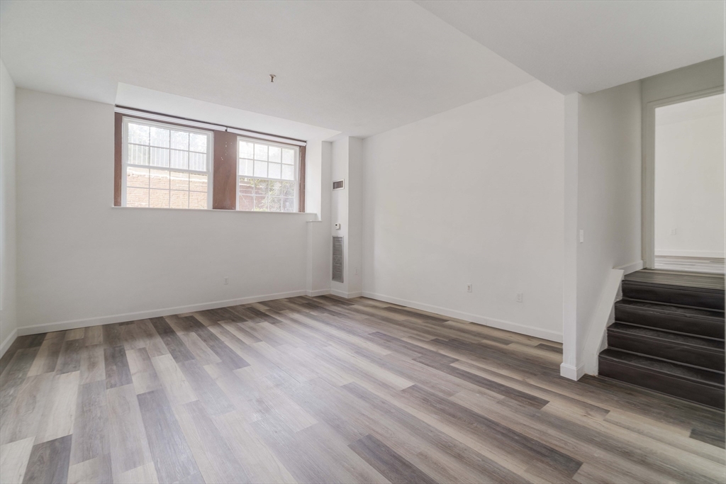76 Elm Street # G05, Boston Unit: G05