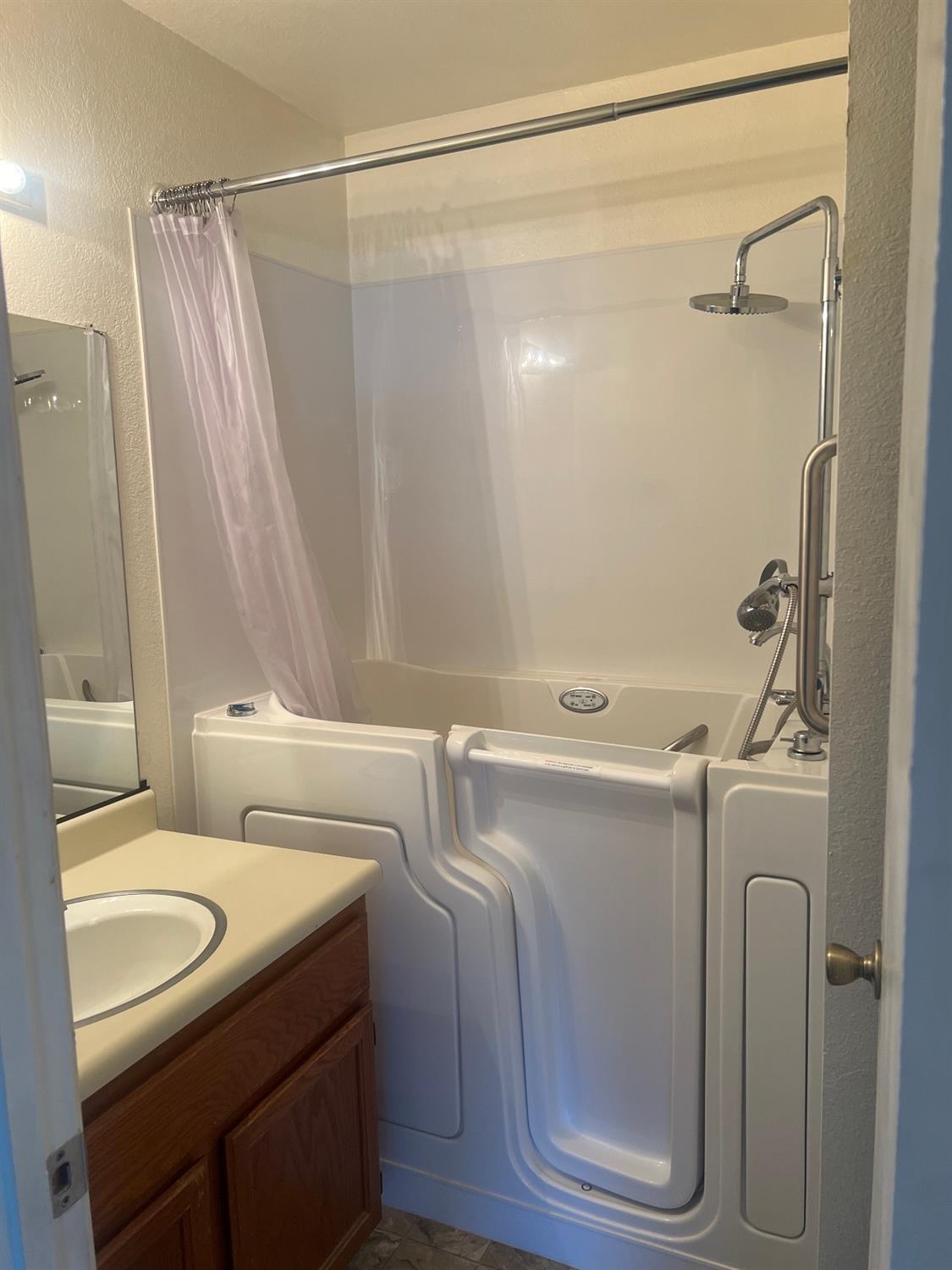 3180 Country Club Drive 5A