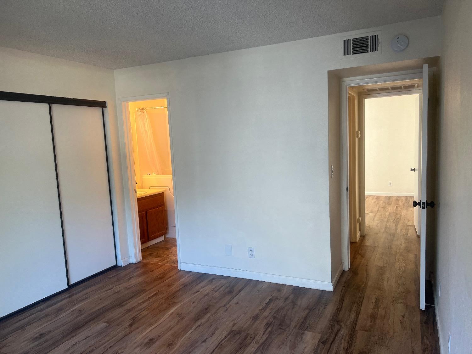 3180 Country Club Drive 5A