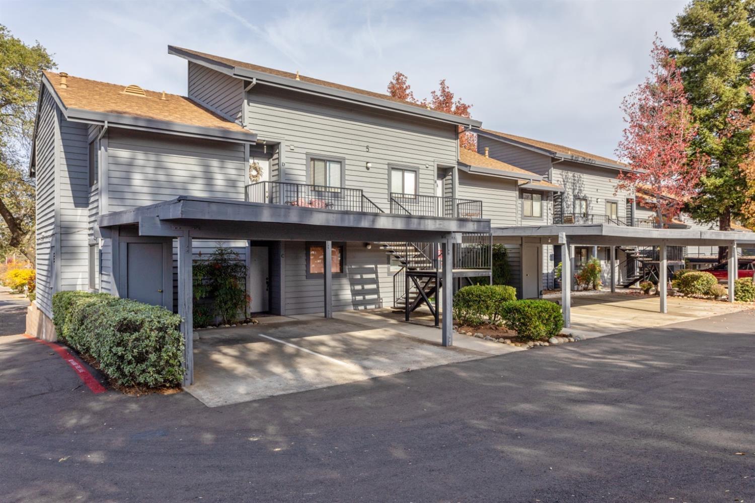 3180 Country Club Drive 5A