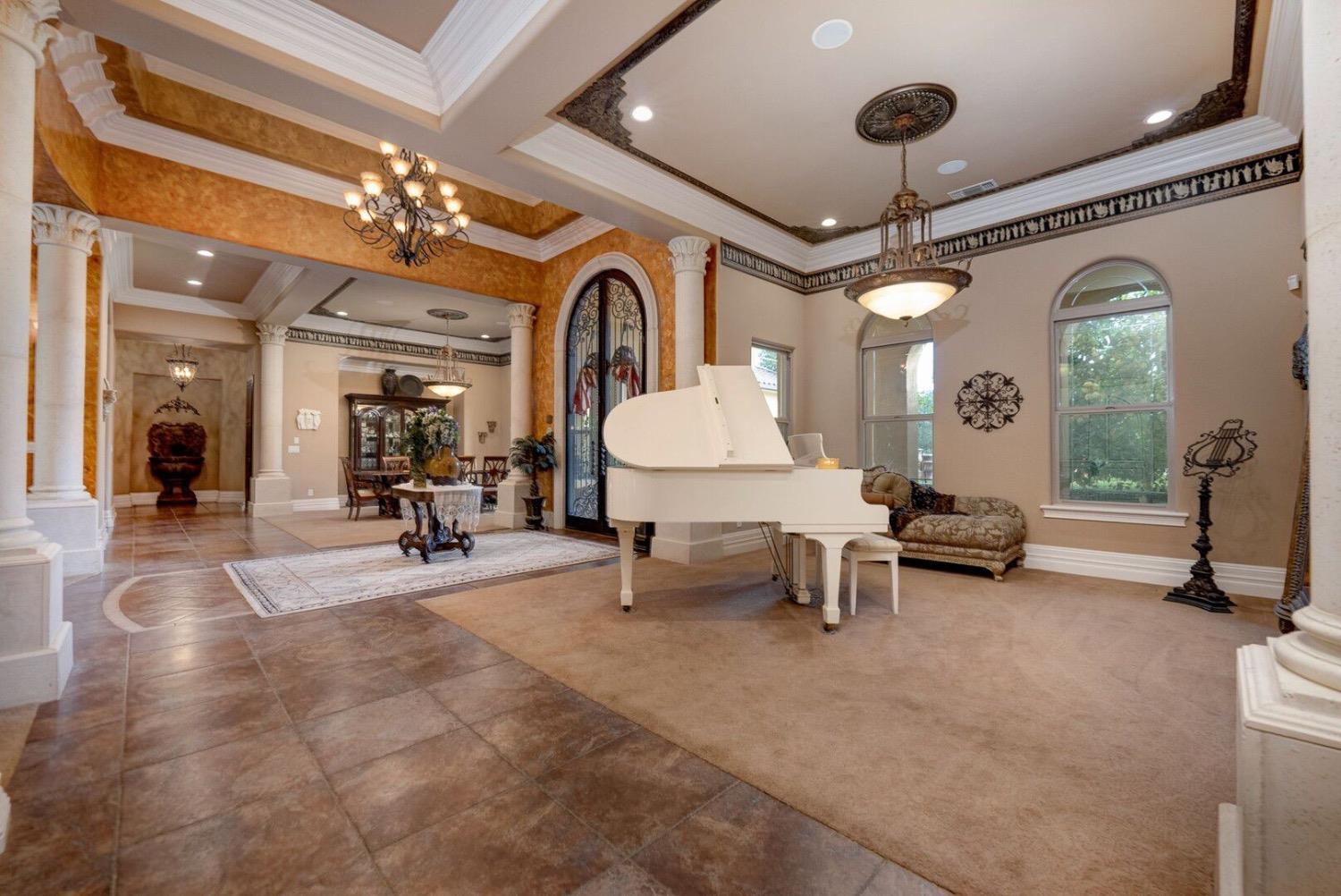 3645 Tri Family Road