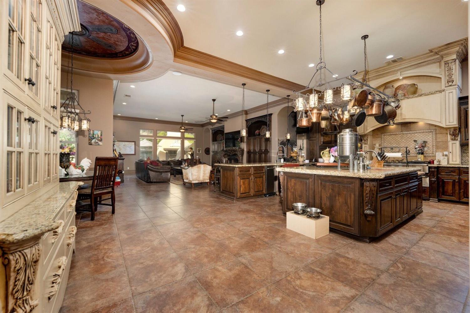 3645 Tri Family Road