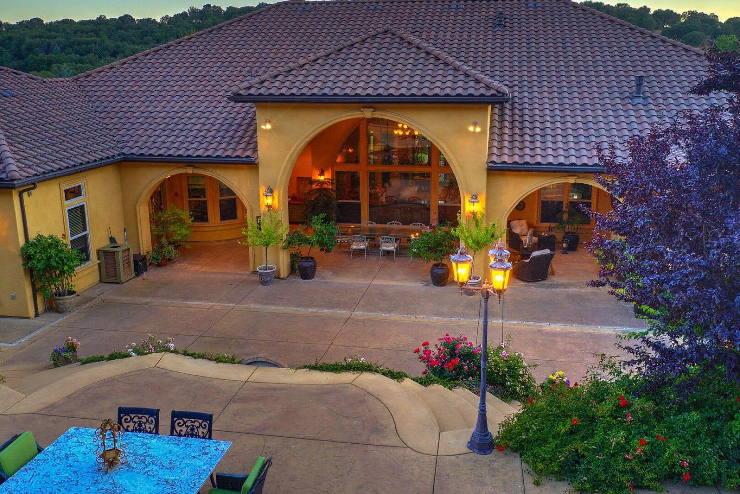 3645 Tri Family Road