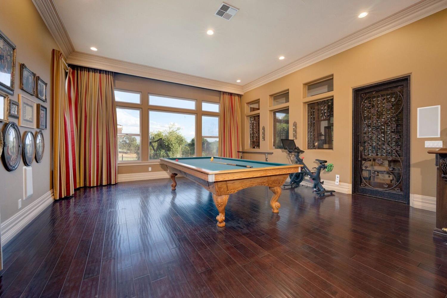 3645 Tri Family Road