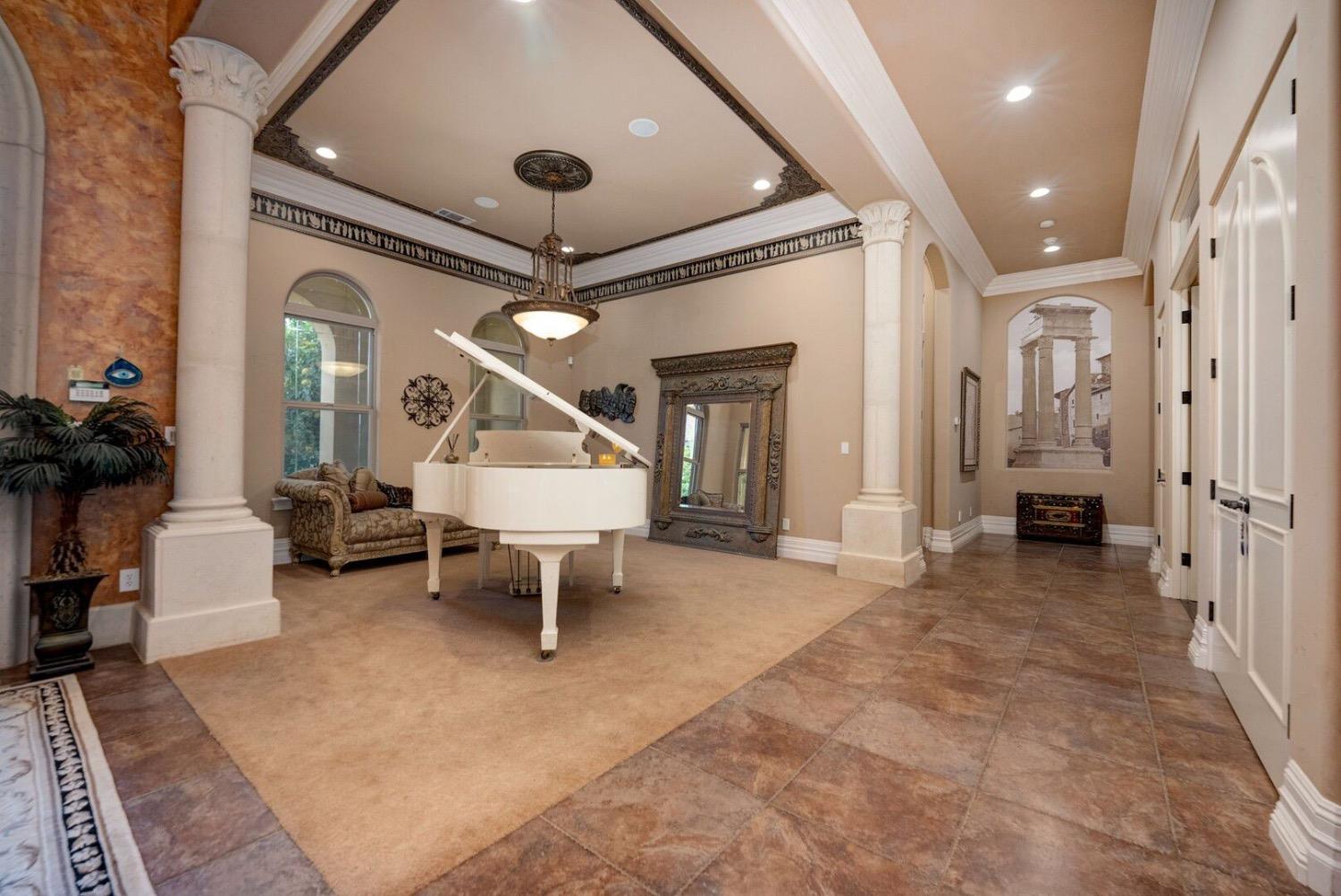 3645 Tri Family Road