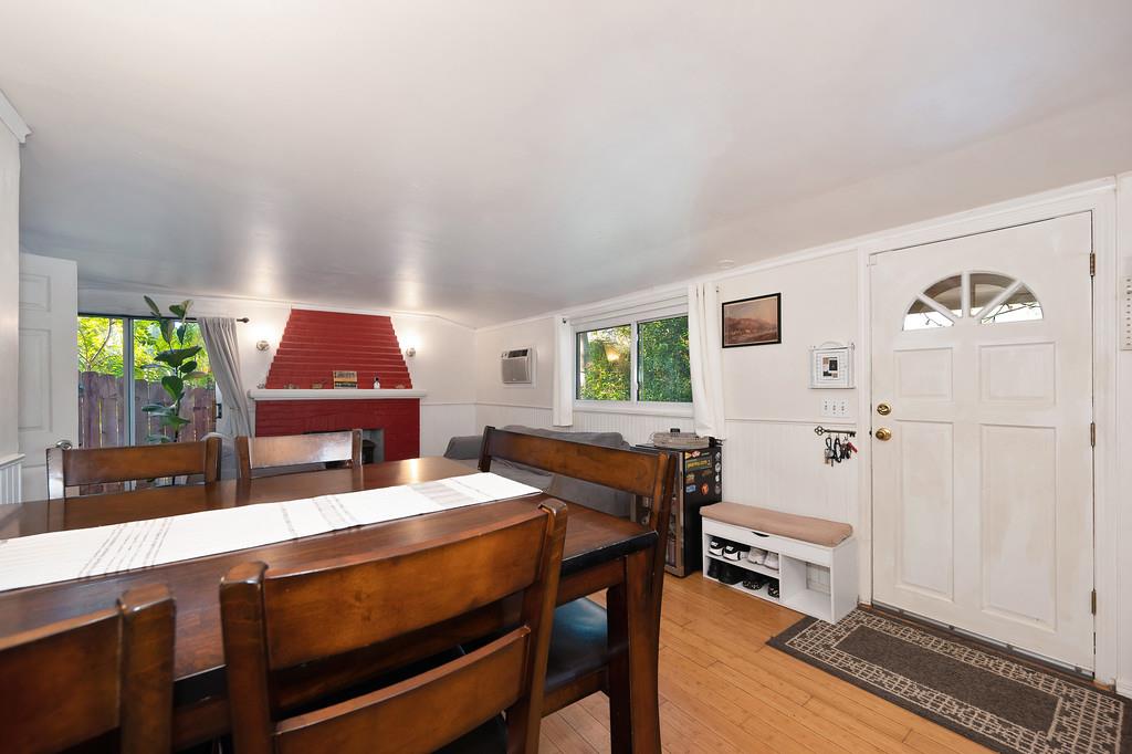 2977 Mosquito Road