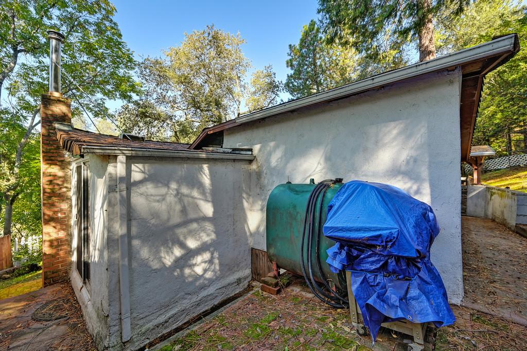2977 Mosquito Road