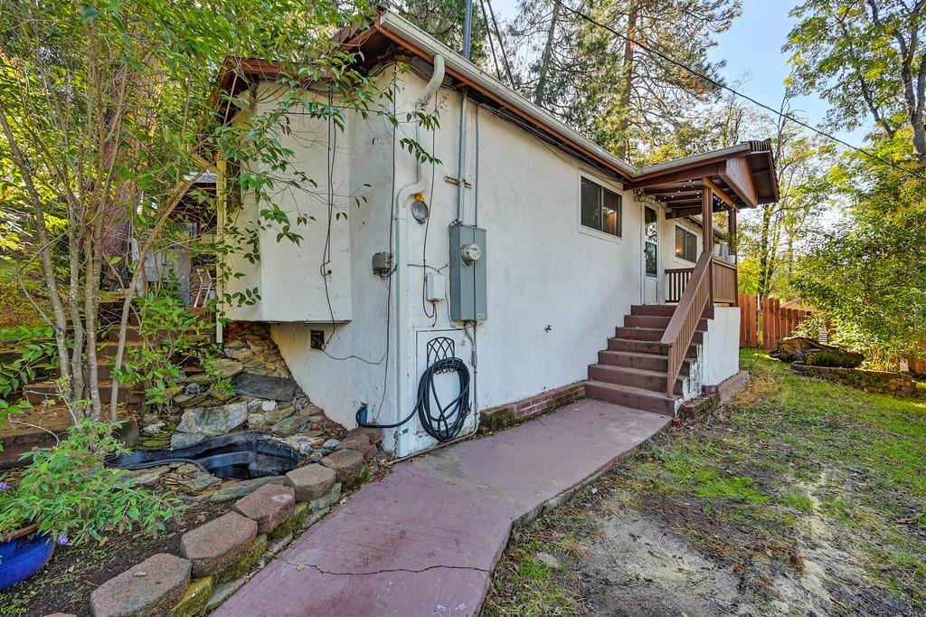 2977 Mosquito Road