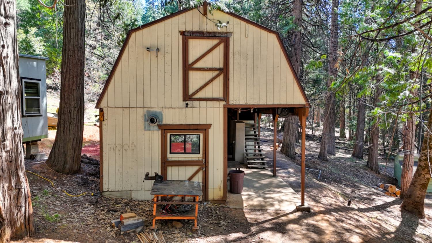 1961 Caprine Hill Trail