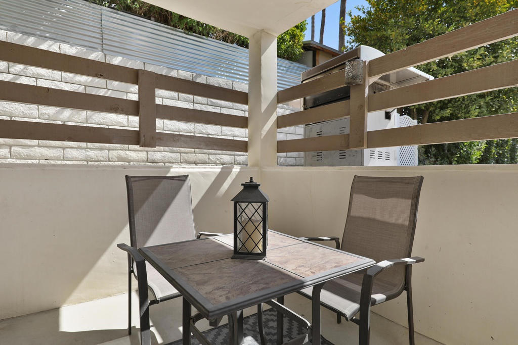 29120 Avenida La Vista