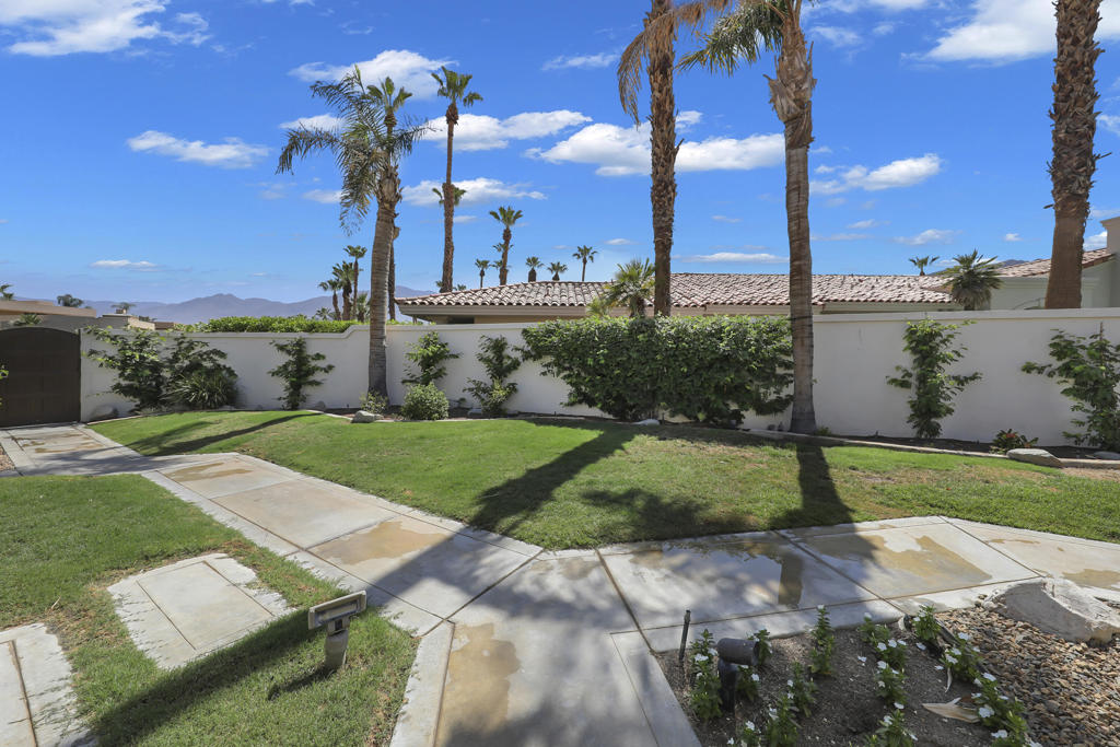 80671 Cherry Hills Drive