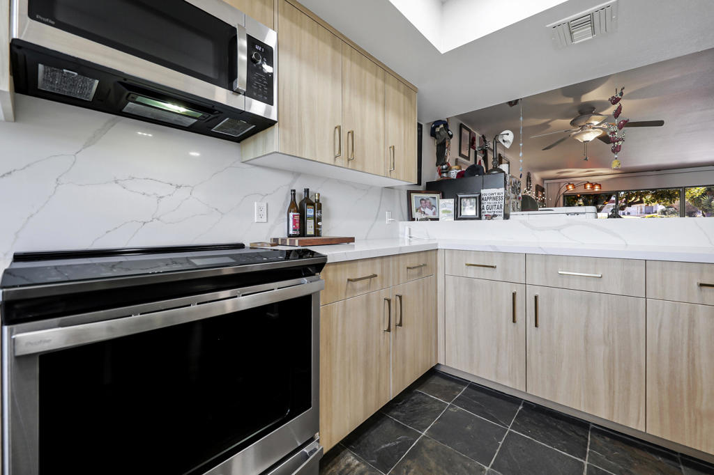 45760 Ocotillo Drive