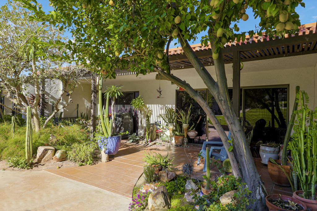 45760 Ocotillo Drive