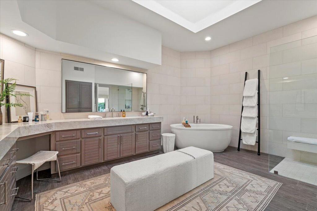 80599 Cherry Hills Drive