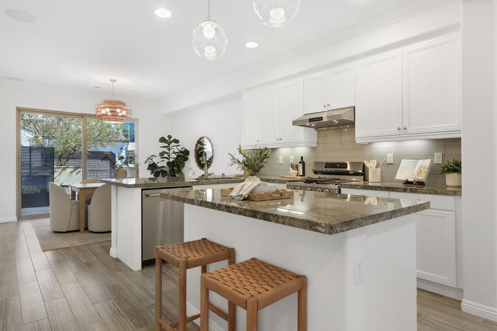 80425 Whisper Rock Way 57