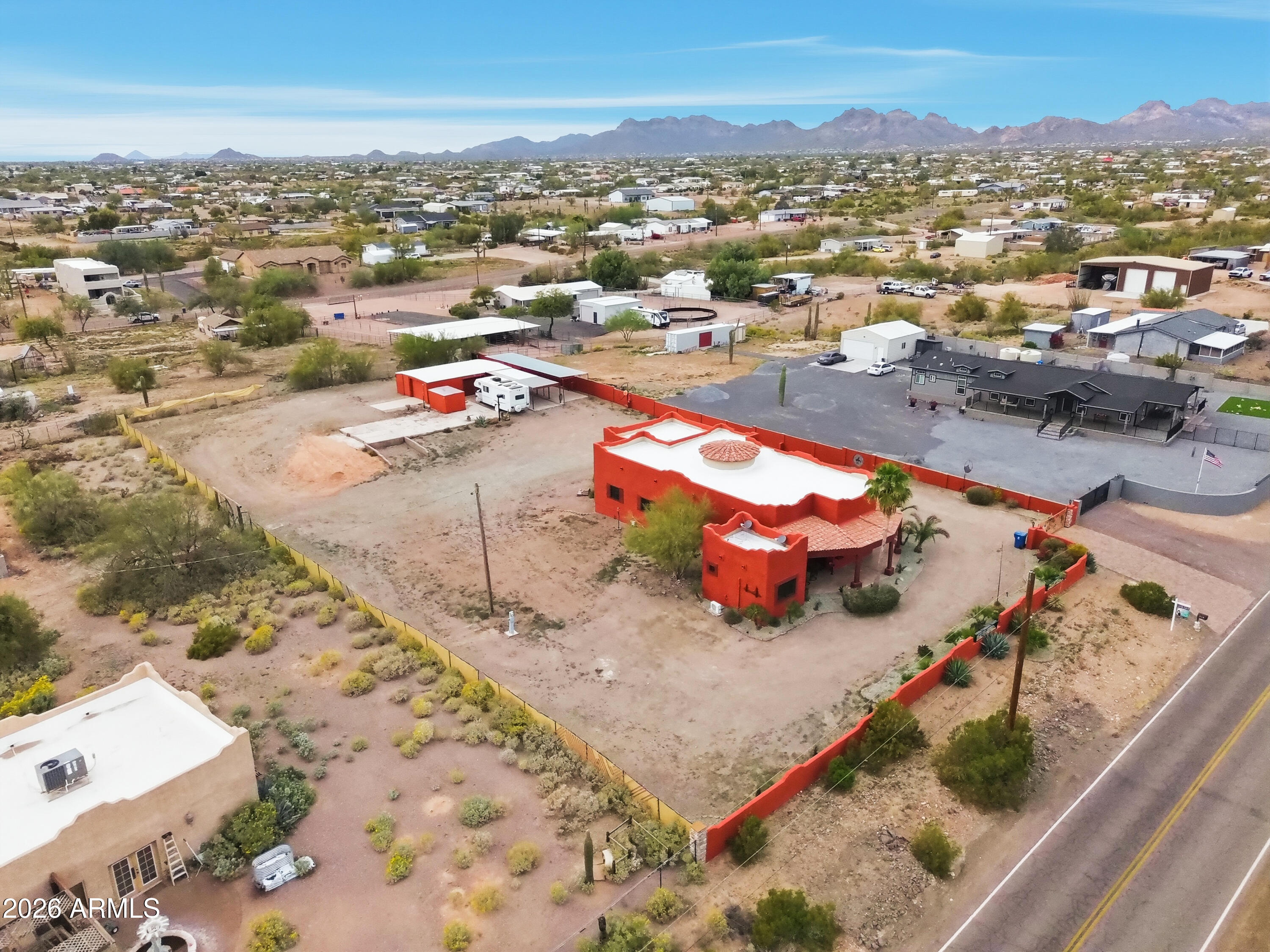 318 S GOLDFIELD Road