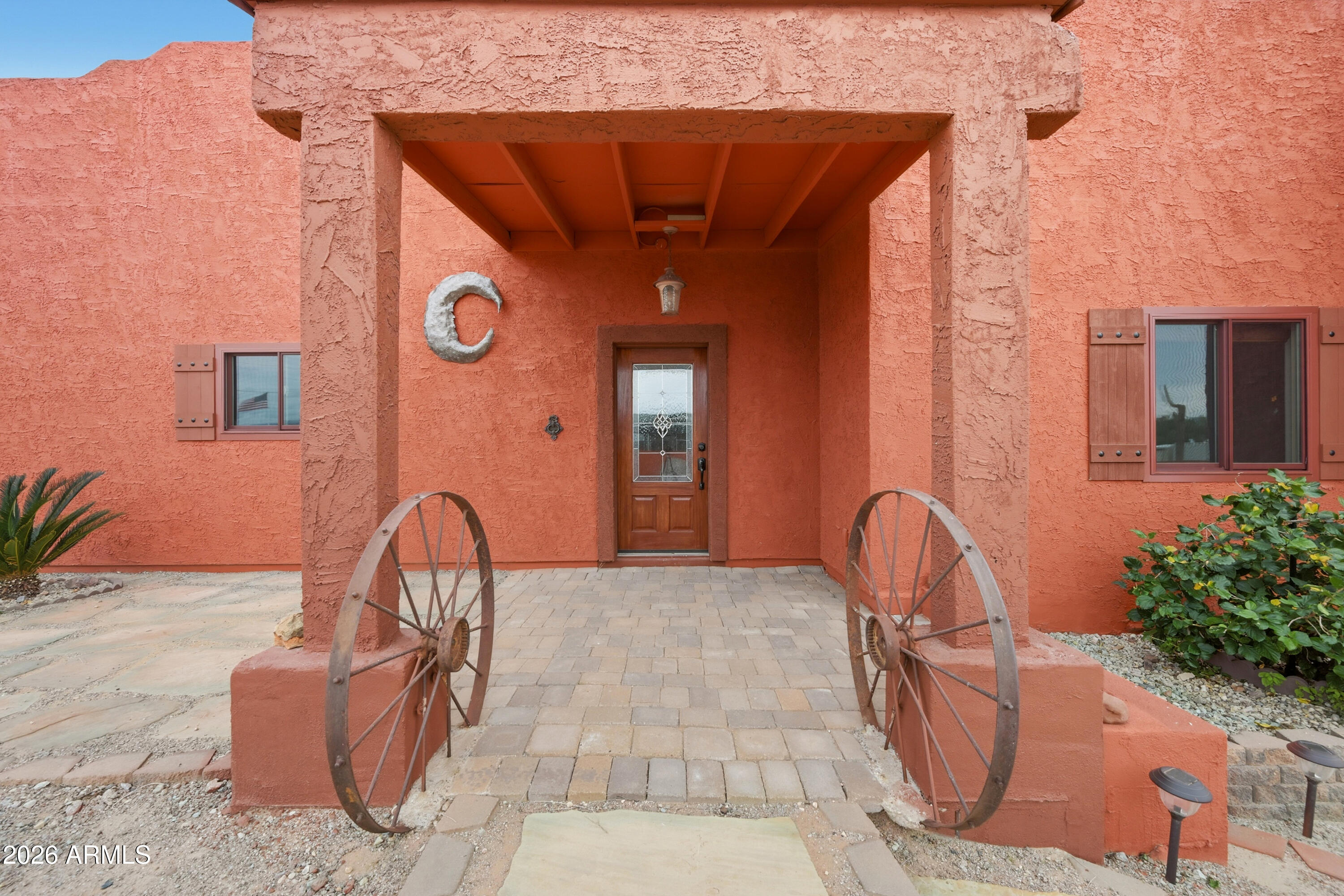 318 S GOLDFIELD Road
