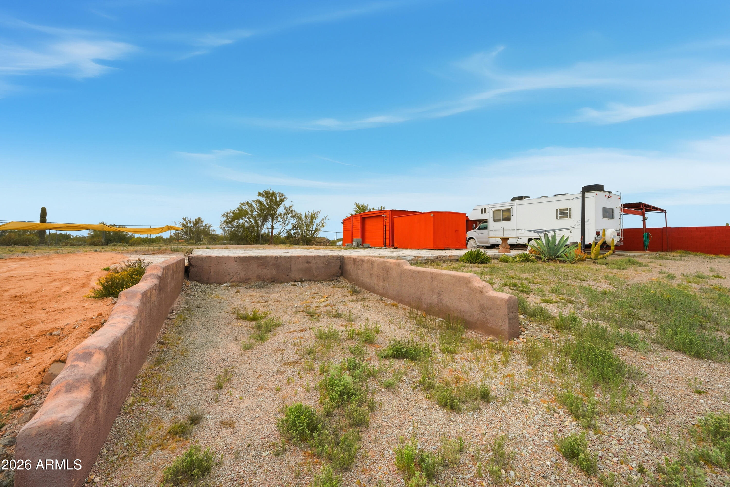 318 S GOLDFIELD Road