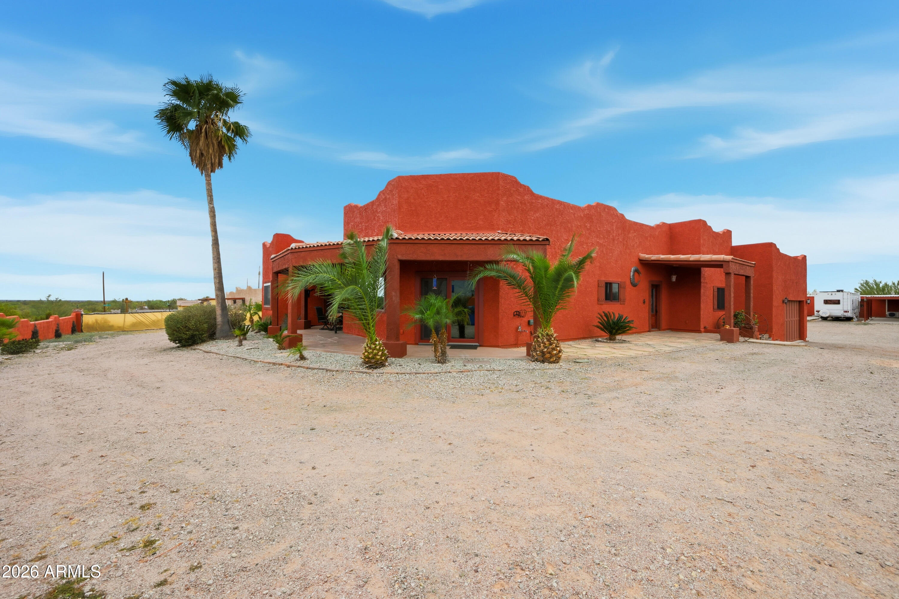 318 S GOLDFIELD Road