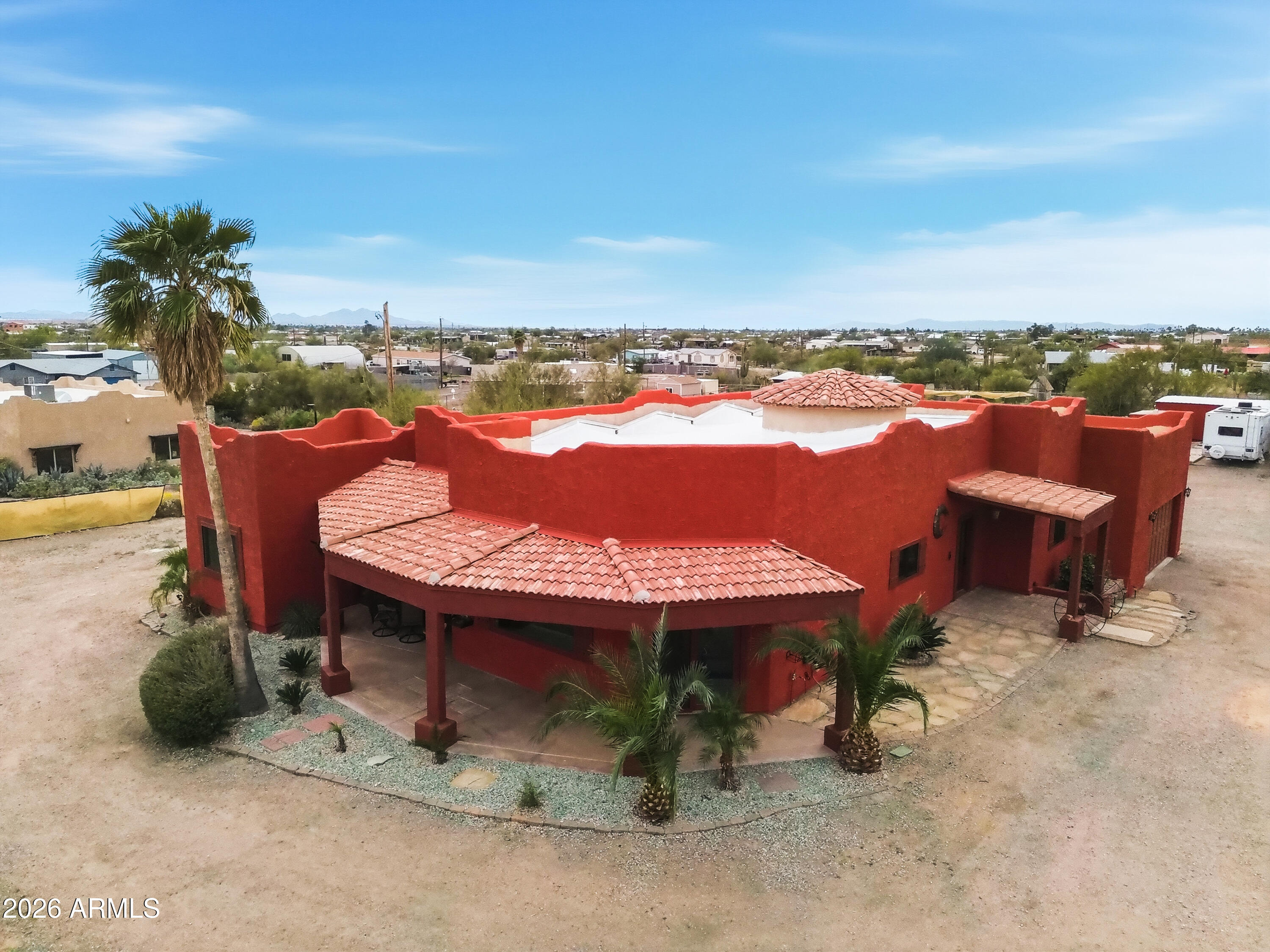 318 S GOLDFIELD Road