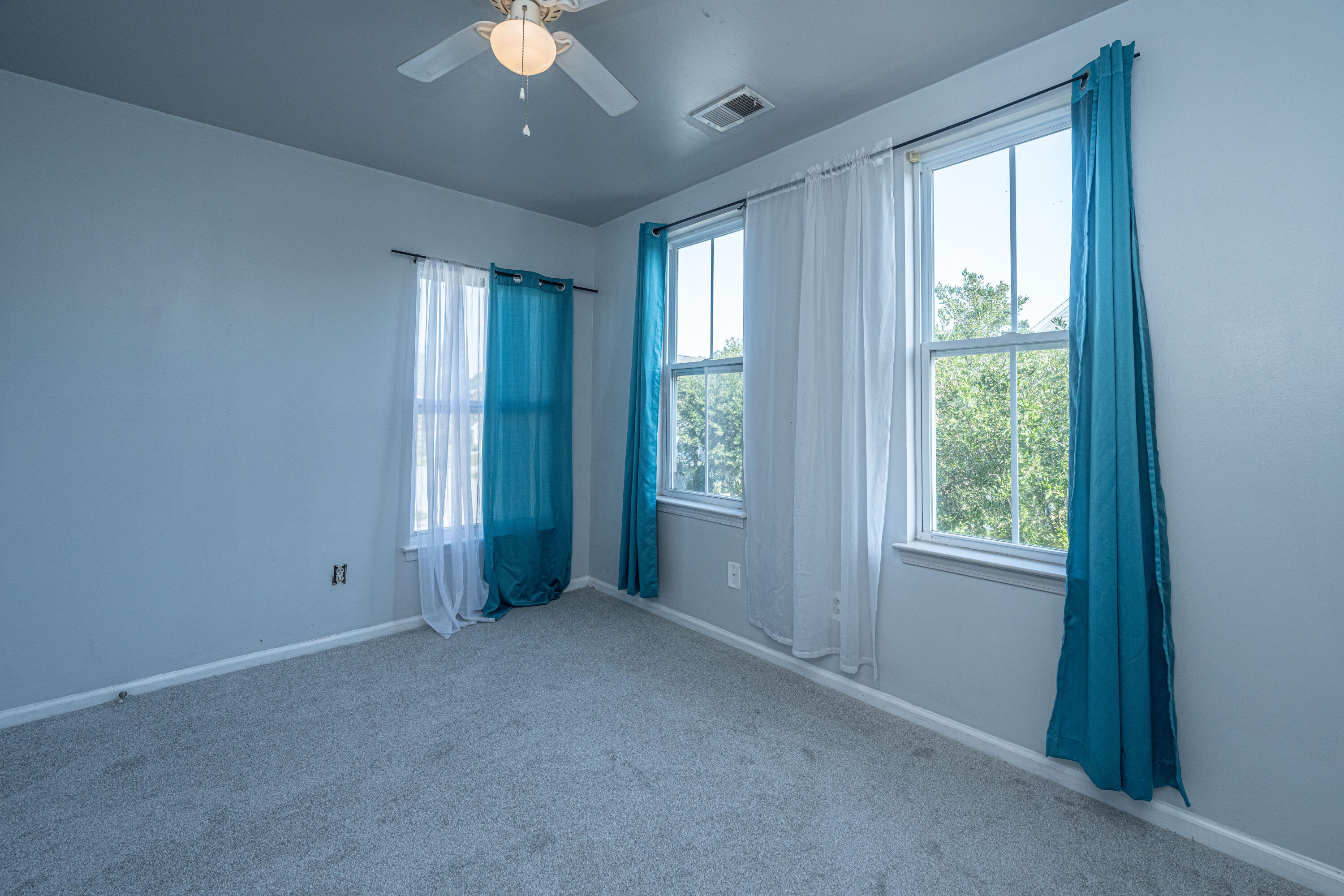 195 Avonshire Drive