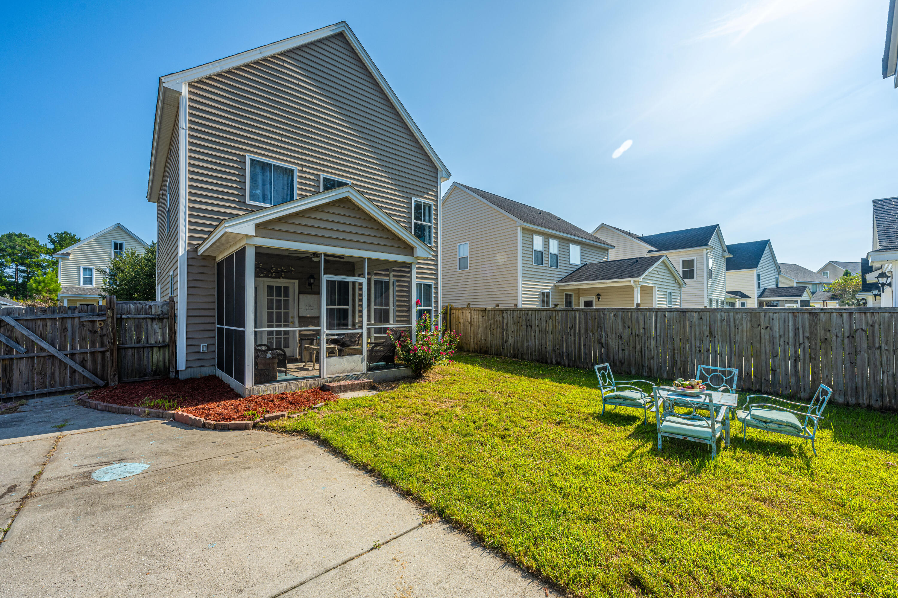 195 Avonshire Drive