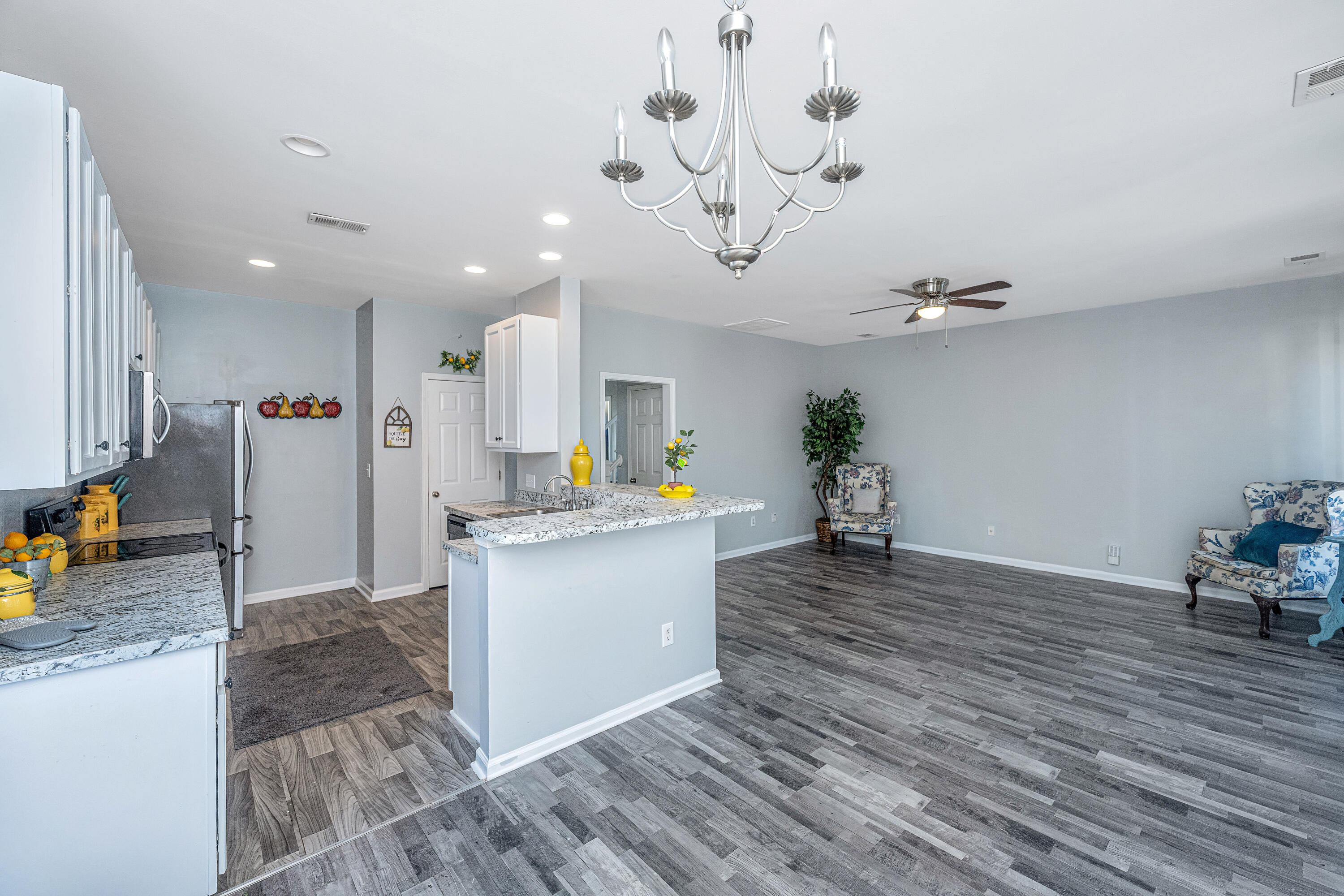 195 Avonshire Drive