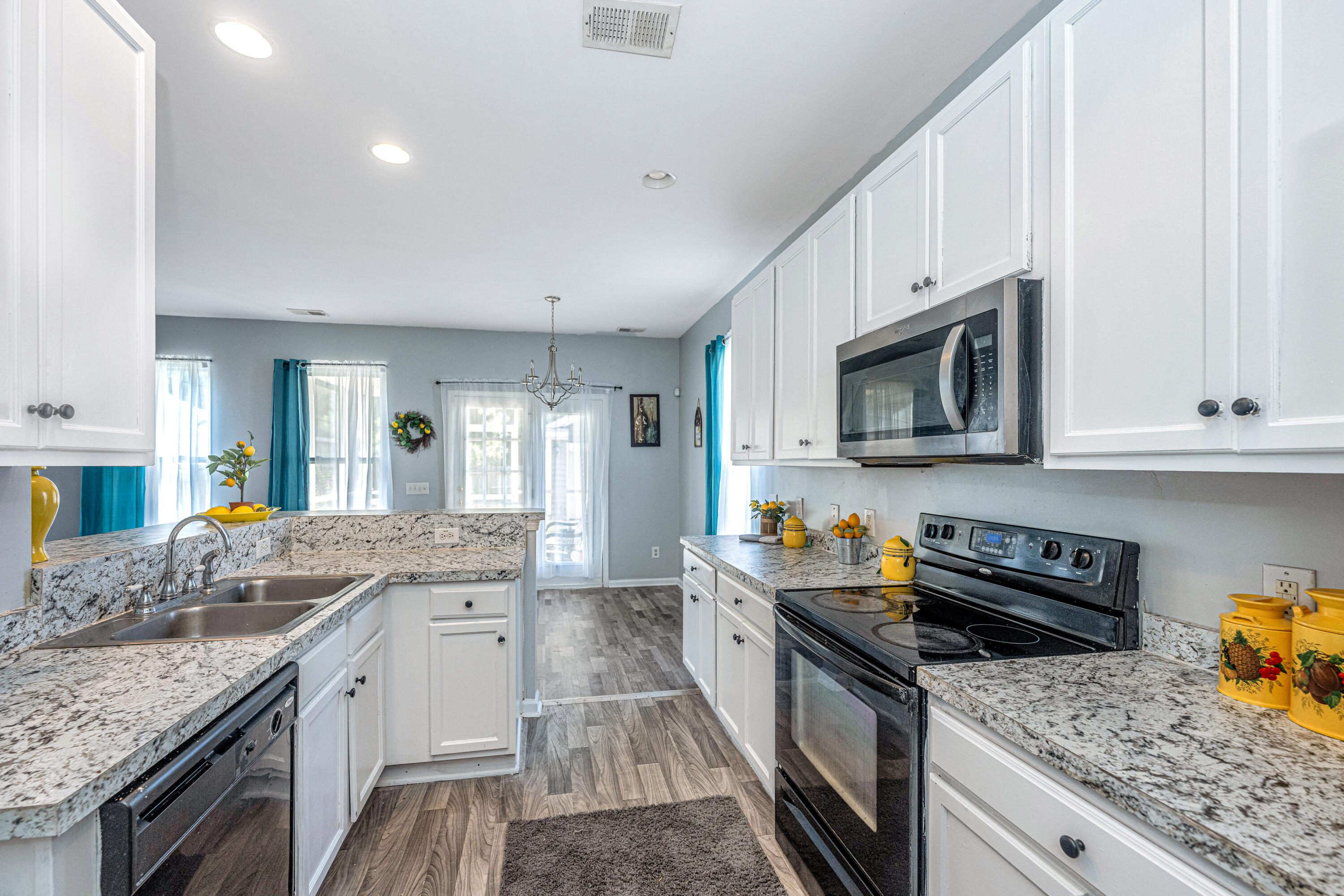 195 Avonshire Drive