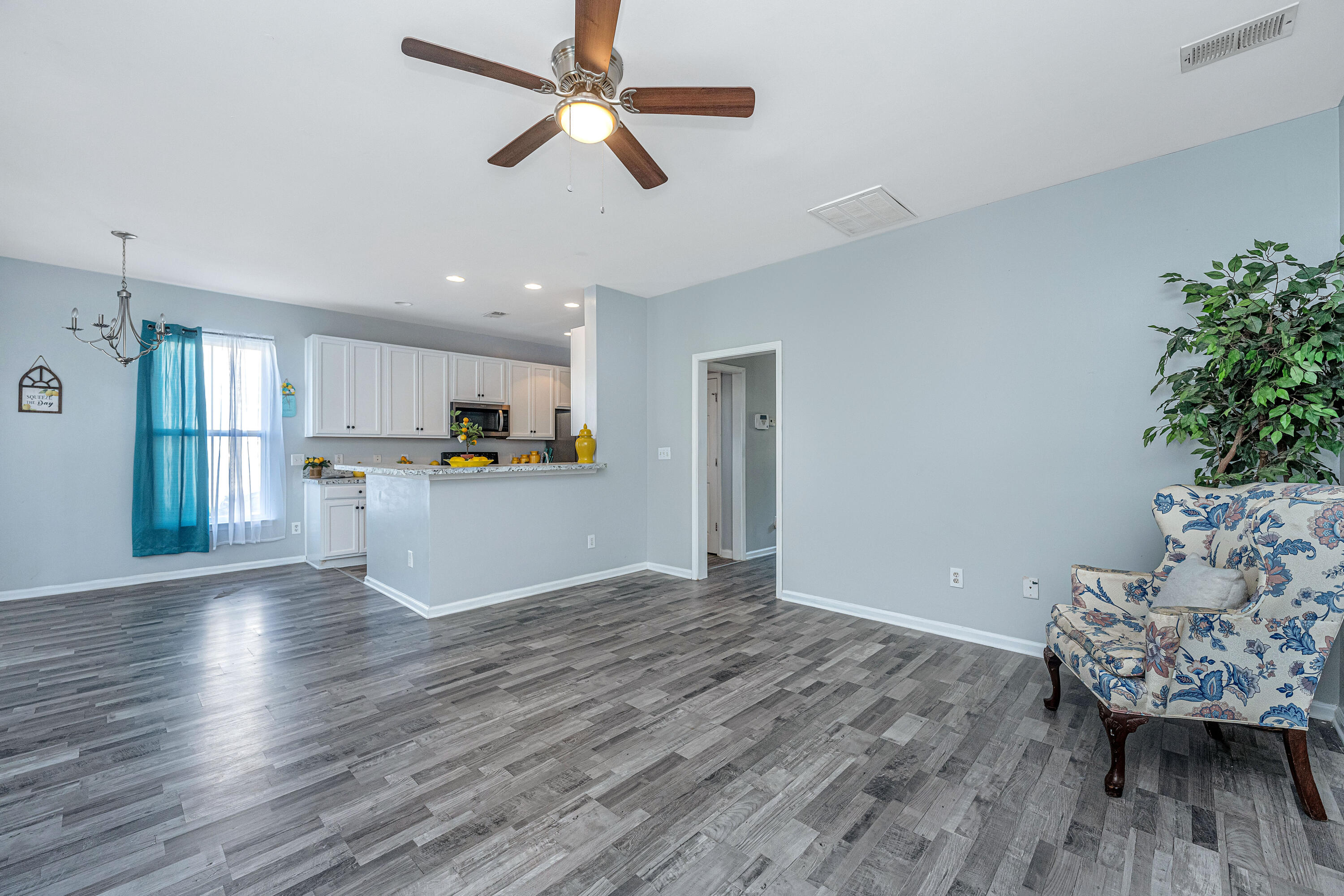 195 Avonshire Drive