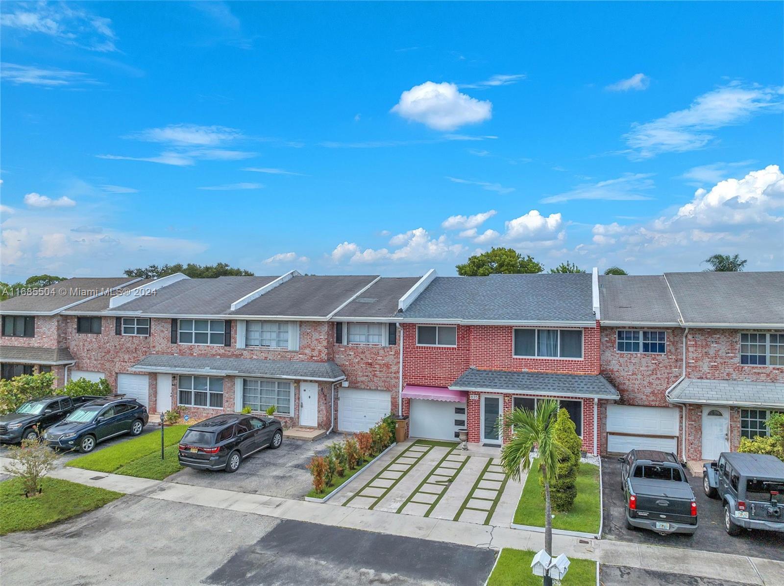 835 NW 41st Ct # 0