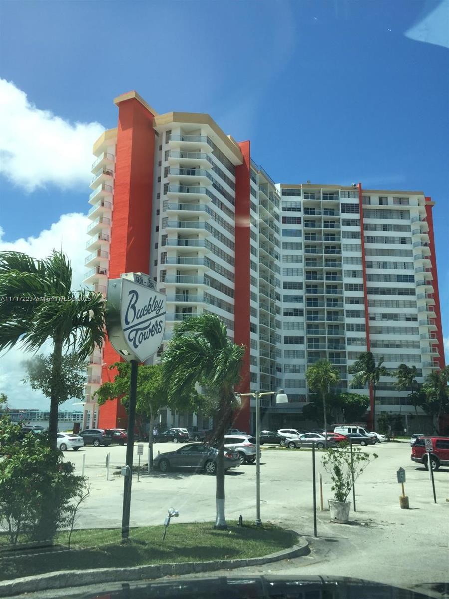1301 NE Miami Gardens Dr Unit: 1024W