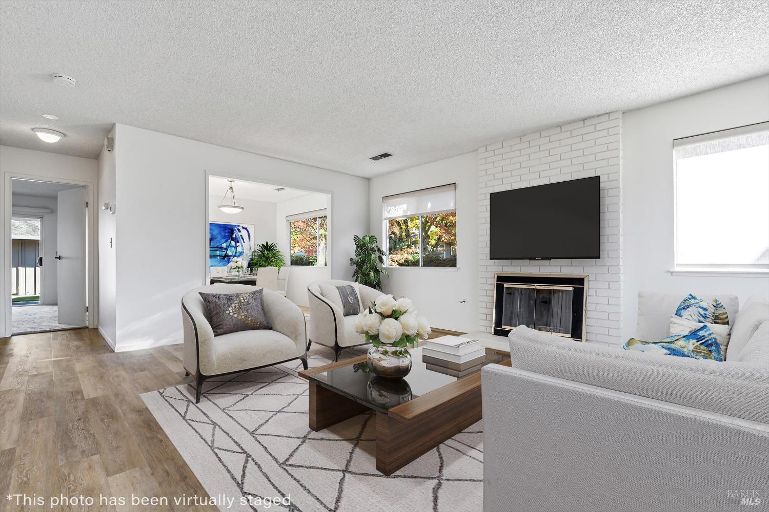 237 Mountain Vista Ln