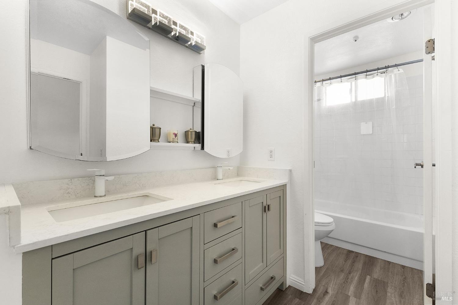 1066 Civic Center Dr