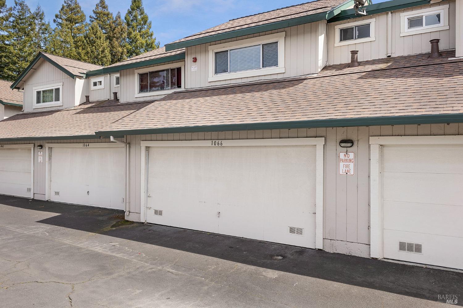 1066 Civic Center Dr