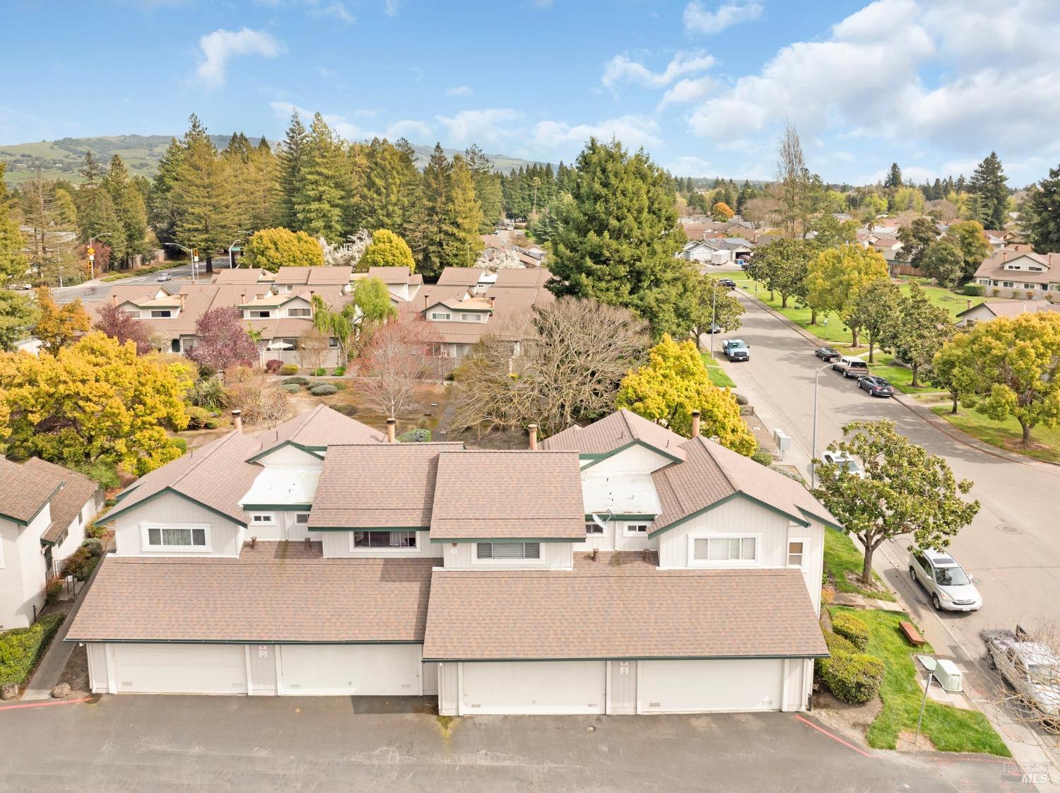 1066 Civic Center Dr