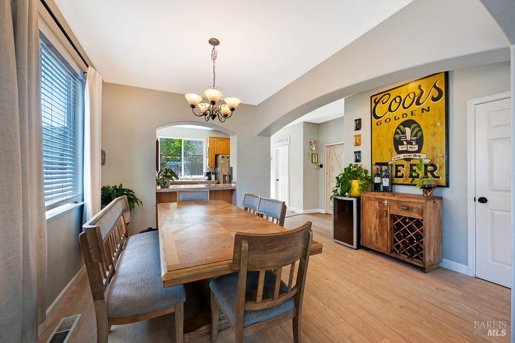 8609 Windsor Park Cir