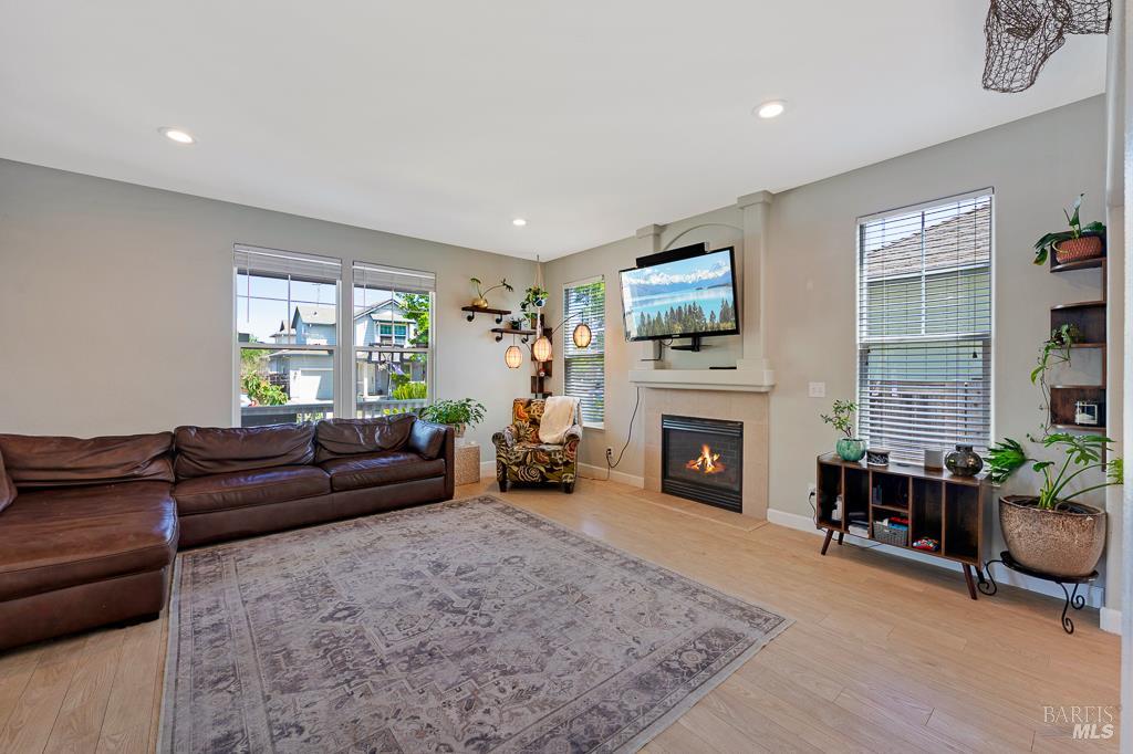 8609 Windsor Park Cir