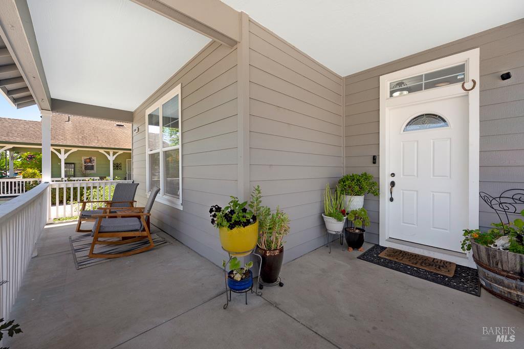 8609 Windsor Park Cir