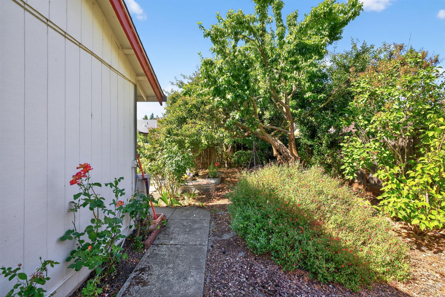 1082 San Francisco Way