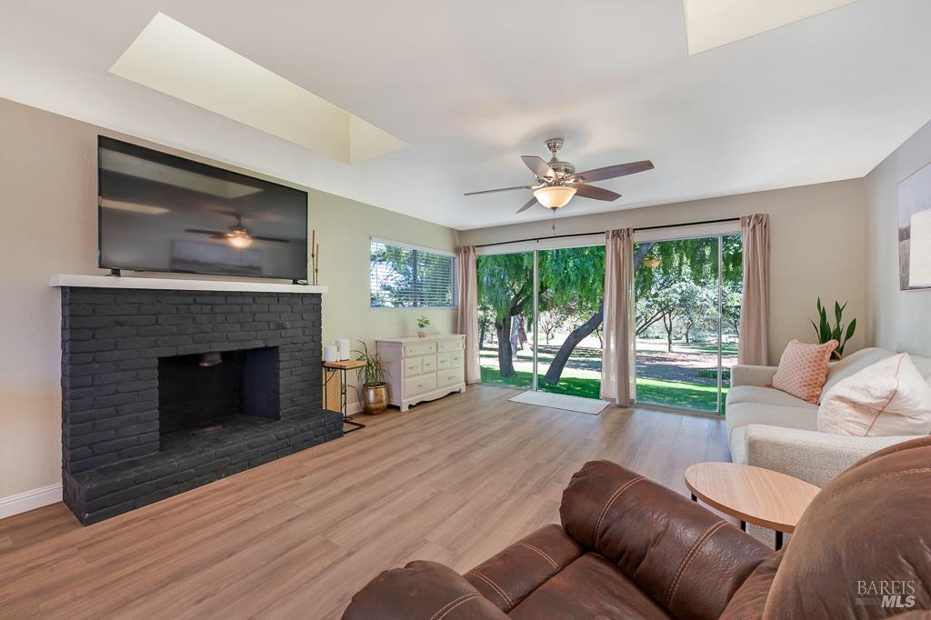 1543 Cunningham Road