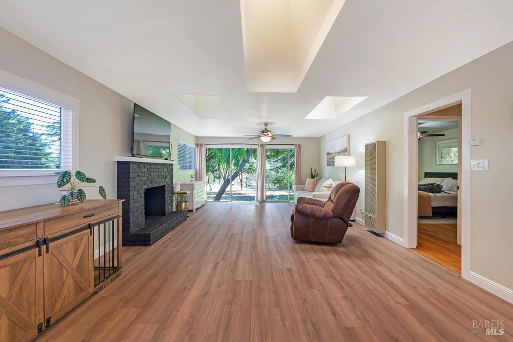 1543 Cunningham Road