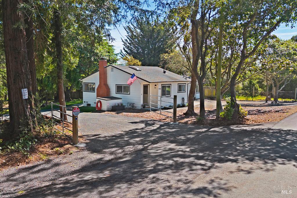 1543 Cunningham Road