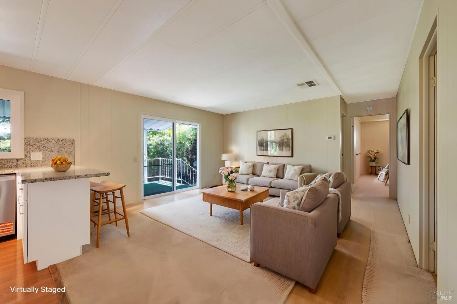 112 Sunrise Lane
