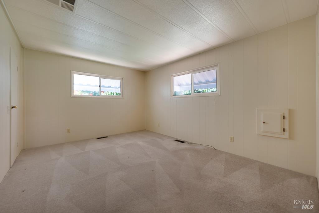 112 Sunrise Lane