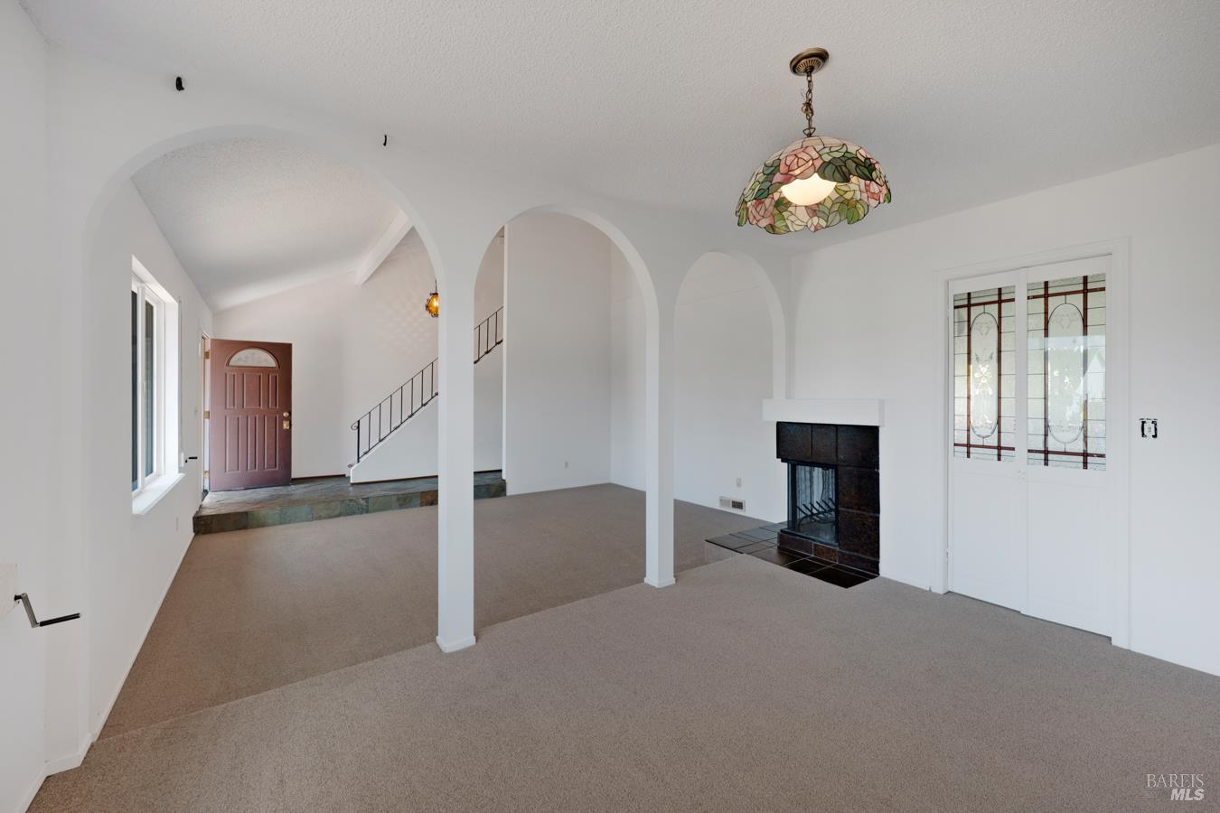 1008 Santa Clara Lane