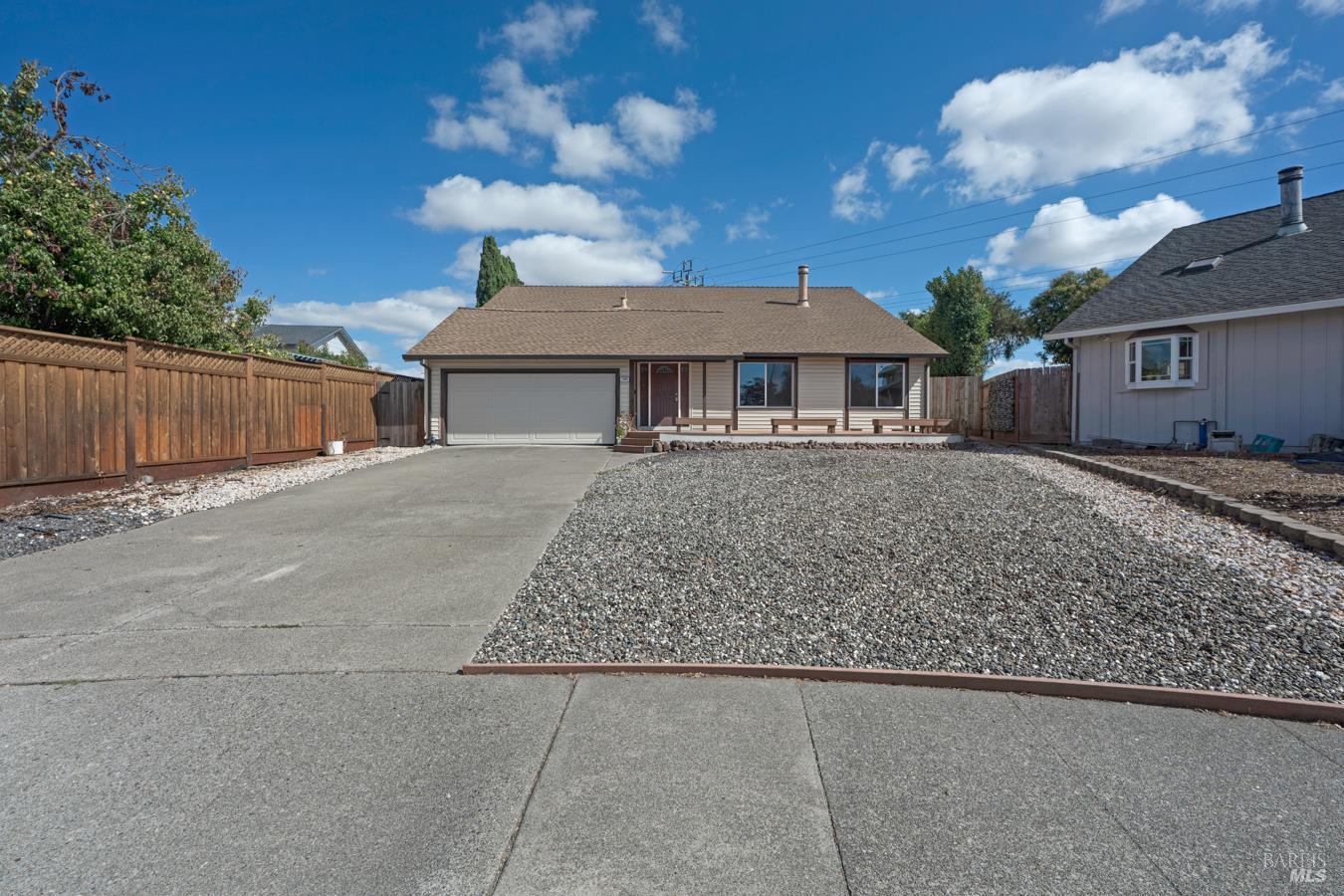 1008 Santa Clara Lane