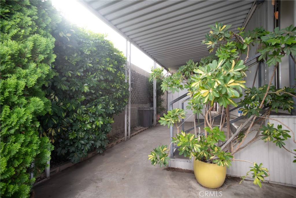 1030 Bradbourne Avenue 44