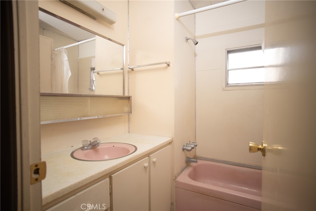 1030 Bradbourne Avenue 44