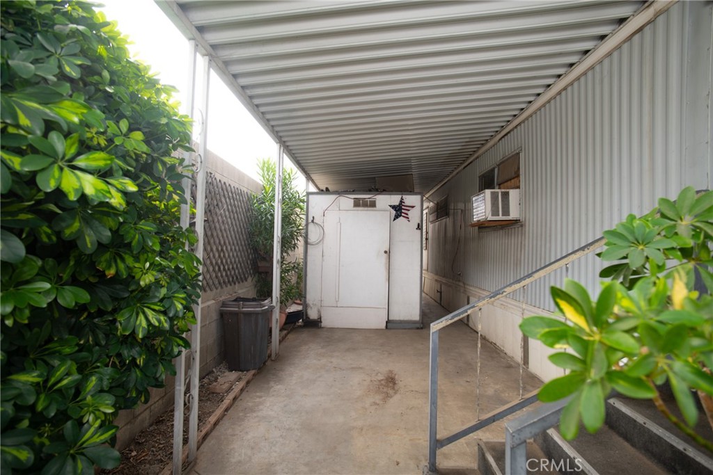 1030 Bradbourne Avenue 44