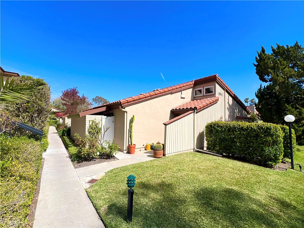 5941 Armaga Spring Road B